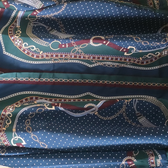 Ann Taylor Chain Link Print Satin Essential Shirt - Picture 4 of 5